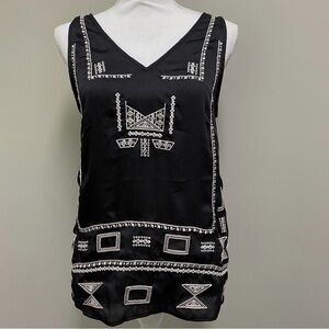 Laundry By Shelli Segal Black and White Geometric Blouse